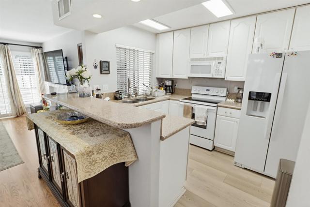 Detail Gallery Image 11 of 34 For 5715 Baltimore Dr #91,  La Mesa,  CA 91942 - 3 Beds | 2/1 Baths