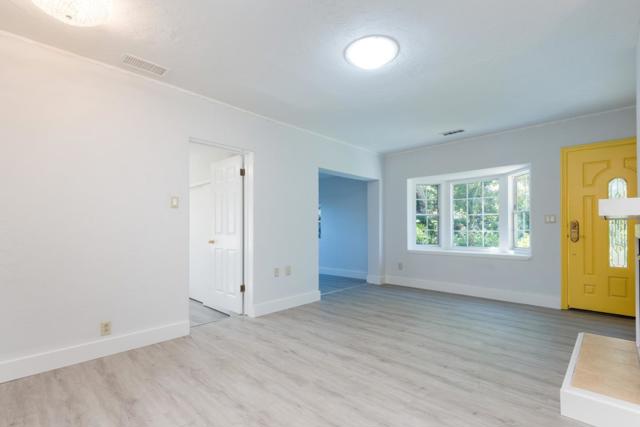 831 Canyon Road, Redwood City CA: https://media.crmls.org/mediaz/9071959b-fac6-47a3-811d-8762d81bf566.jpg