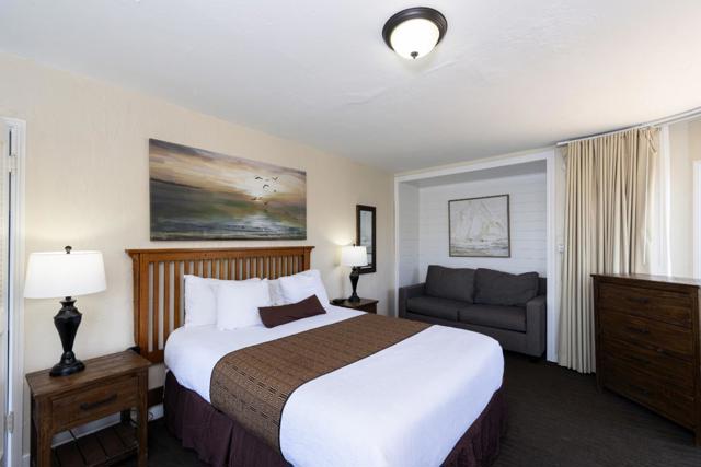 1500 Wharf Road, Capitola CA: https://media.crmls.org/mediaz/9071a77e-5eae-44ed-8a74-928641e9cd25.jpg