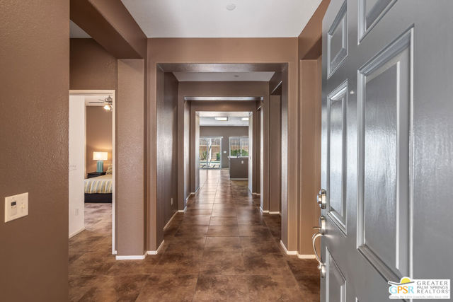 1238 Vista Sol, Palm Springs CA: https://media.crmls.org/mediaz/9072d3f5-b9d2-4574-b207-69b028ce9819.jpg