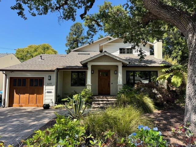 619 Bay Road, Menlo Park CA: https://media.crmls.org/mediaz/9072f309-bfb4-408b-9152-0f10adf188f4.jpg