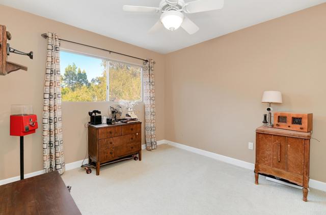 Detail Gallery Image 21 of 30 For 9947 Mesa Madera Dr, San Diego,  CA 92131 - 4 Beds | 3 Baths