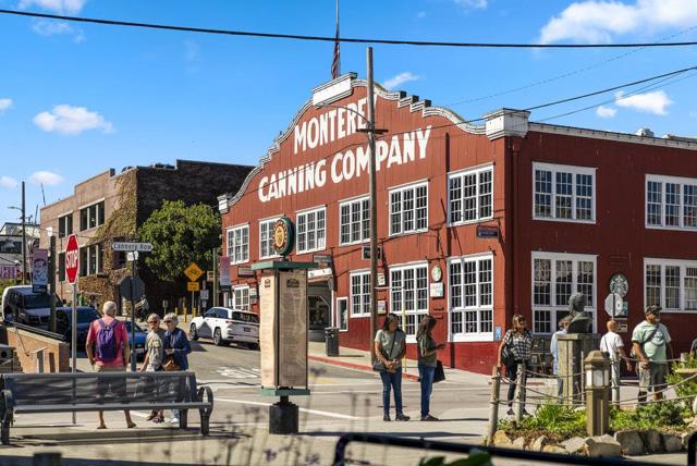 4051 Los Altos Drive, Pebble Beach CA: https://media.crmls.org/mediaz/9075e5d3-7364-4720-988a-536fd91486fb.jpg