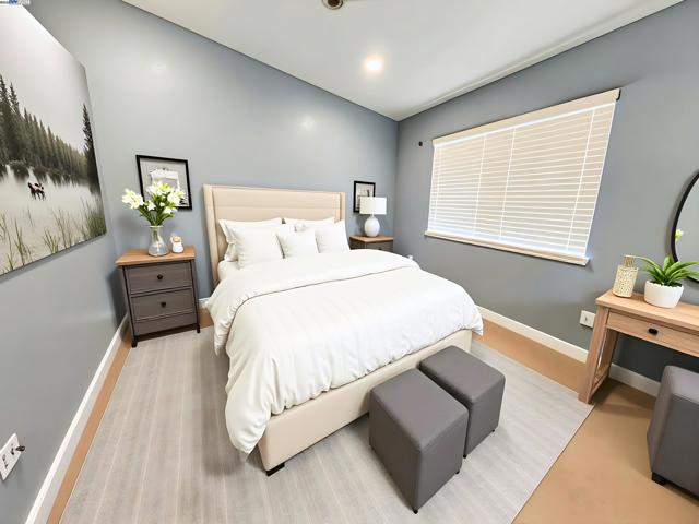 85 Phillips Ct, Tracy CA: https://media.crmls.org/mediaz/9076d4b6-dbcb-42b7-9bd7-ec9872f9e39a.jpg