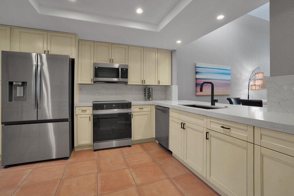 MLS #219139252DA image #12