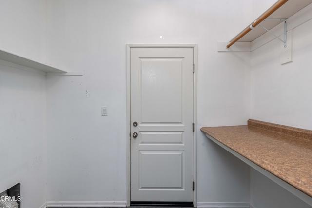 10909 Rainwater Lane, Bakersfield CA: https://media.crmls.org/mediaz/907abdd2-83c8-4ad4-9404-cf65ec938cb9.jpg