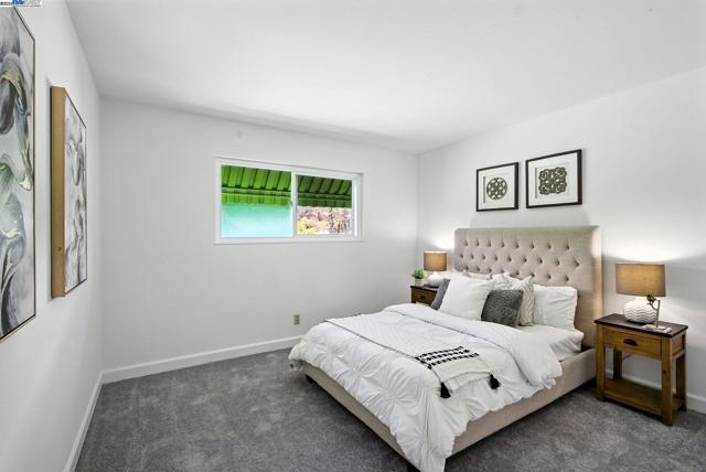 3101 61St Ave, Oakland CA: https://media.crmls.org/mediaz/907b07cc-cfa3-4501-92ac-c3c5dc47b557.jpg