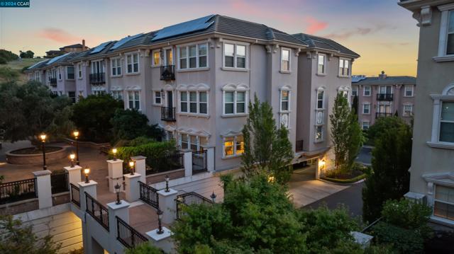 Image 4 of 40 For 1233 Symphony Way