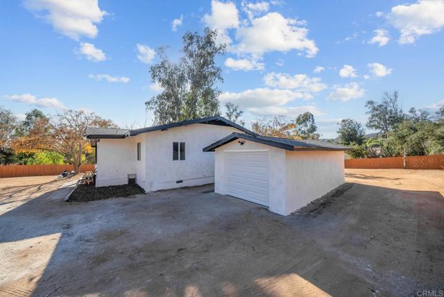 Image 4 of 51 For 11564 Manzanita Road