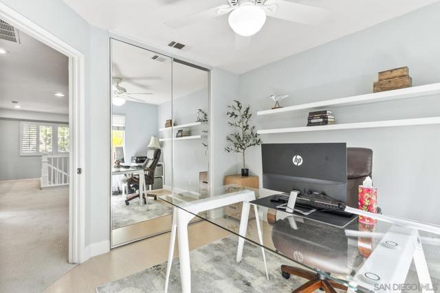 11225 Corte Isabelino, San Diego CA: https://media.crmls.org/mediaz/907caaaf-e9ef-4afe-8367-aa7d5c4210a5.jpg