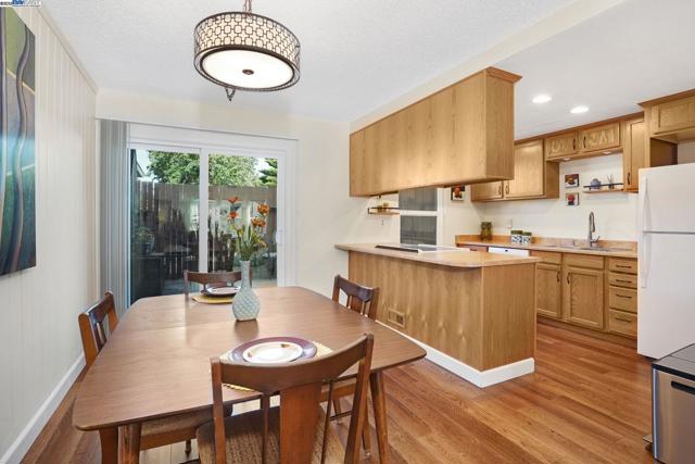627 Military E St, Benicia CA: https://media.crmls.org/mediaz/907d6770-57ff-41c8-9a4c-3413a423701d.jpg