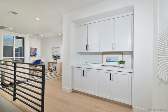 557 N Vulcan Ave, Encinitas CA: https://media.crmls.org/mediaz/907da2ad-4642-4e0b-a61d-3396c9464d16.jpg