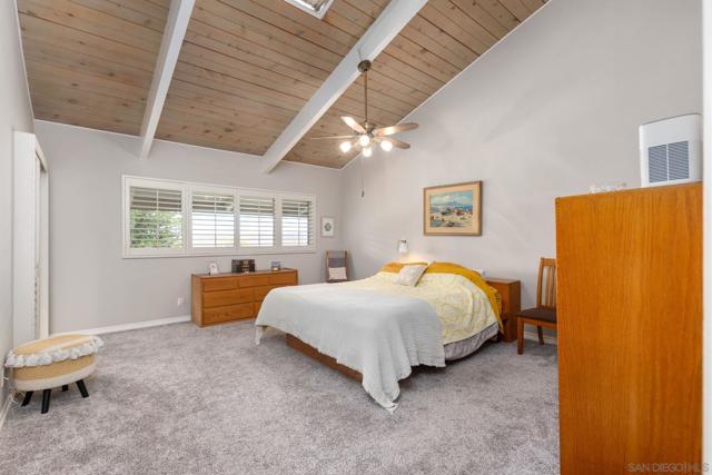 24 Via Alta Vis, Bonsall CA: https://media.crmls.org/mediaz/907f2cf0-5190-4a3f-aeb0-e45c38ebbb1c.jpg