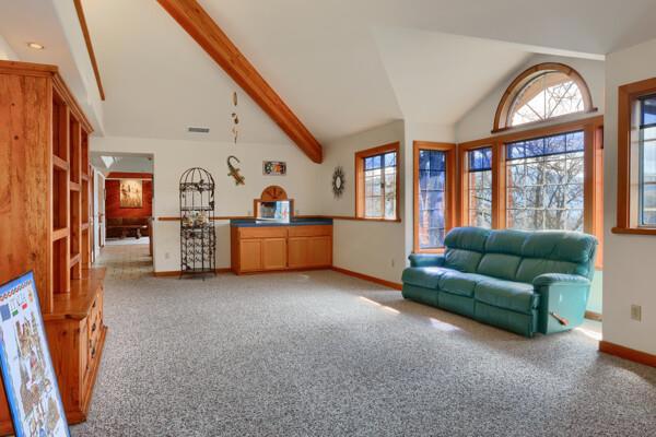 40835 Big Oak Flat Road, Oakhurst CA: https://media.crmls.org/mediaz/90806a1a-e34f-4f12-a4a6-d1fbeb13aaad.jpg