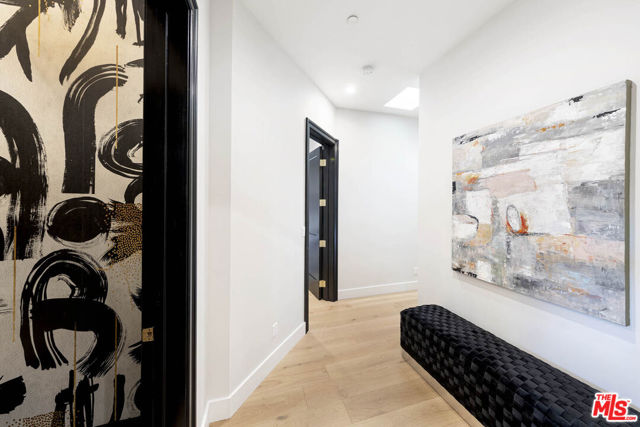 123 S Kilkea Drive, Los Angeles CA: https://media.crmls.org/mediaz/908187a3-e329-4647-a5f4-6f32e0488cf6.jpg