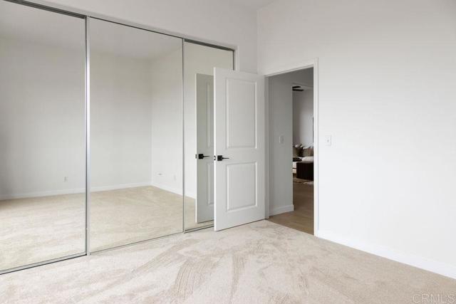 4080 Front St, Mission Hills (San Diego) CA: https://media.crmls.org/mediaz/90823b34-4076-4d16-a195-a90976494519.jpg