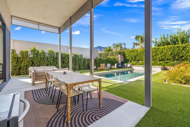 57601 Santo Thomas, La Quinta CA: https://media.crmls.org/mediaz/908362ea-6346-4de6-950f-e00d06525016.jpg