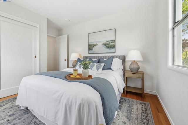 4859 Seaview Ave, Castro Valley CA: https://media.crmls.org/mediaz/908387b3-d881-40df-9206-54cf28d42d60.jpg
