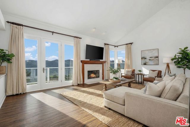 Drew Fenton | 2042 Palisades Drive Pacific Palisades CA | MLS: 7496433 Drew Fenton | 2042 Palisades Drive Pacific Palisades CA | MLS: 7496433