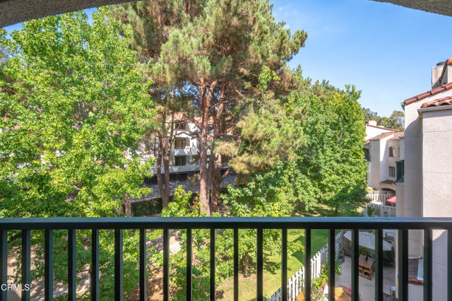 Detail Gallery Image 27 of 38 For 4201 via Marisol #330,  Los Angeles,  CA 90042 - 2 Beds | 2 Baths