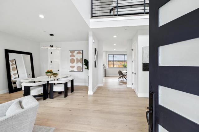 1074 Riverside Drive, Los Altos CA: https://media.crmls.org/mediaz/9085976a-68bc-4f90-97e2-2a2d4c3837d6.jpg