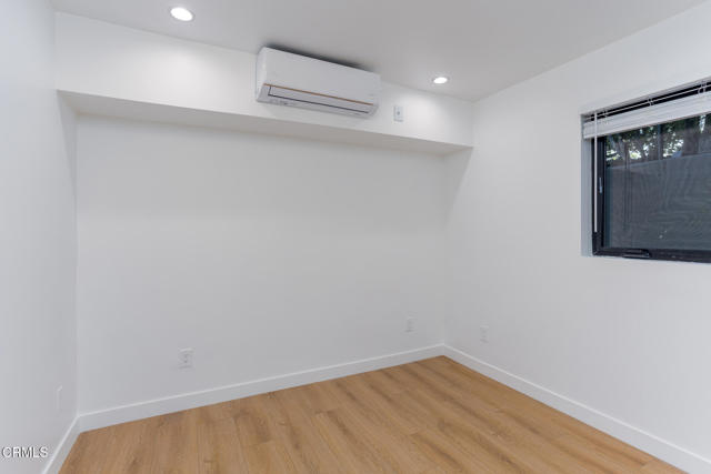 Detail Gallery Image 27 of 30 For 4947 Stratford Rd, Los Angeles,  CA 90042 - 5 Beds | 2 Baths