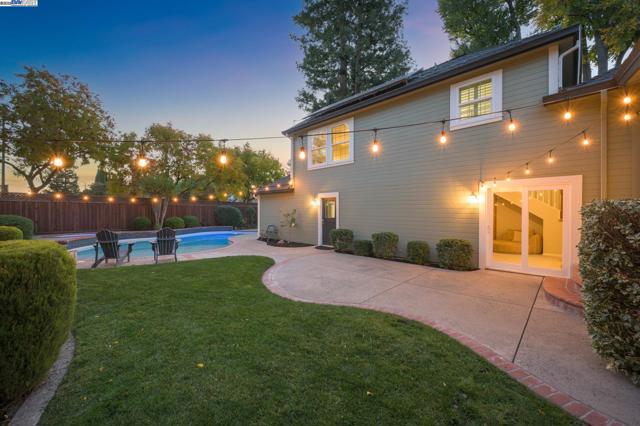3801 Mohr Ave, Pleasanton CA: https://media.crmls.org/mediaz/908635a1-2fb9-4c07-9e67-4d4c4292c6f0.jpg