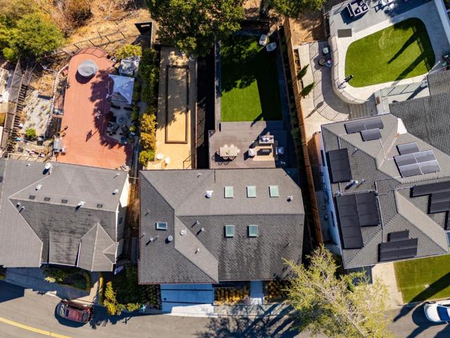 190 Loma Road, San Carlos CA: https://media.crmls.org/mediaz/90866123-573d-4a47-a0aa-828885b7e439.jpg