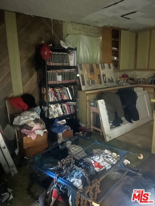 38633 Lemsford Avenue, Palmdale CA: https://media.crmls.org/mediaz/9086b53c-4b0d-4e07-bc3c-541a0cc64074.jpg