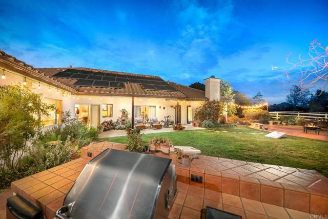 Detail Gallery Image 2 of 58 For 30837 Palomar Vista Dr, Valley Center,  CA 92082 - 4 Beds | 3 Baths