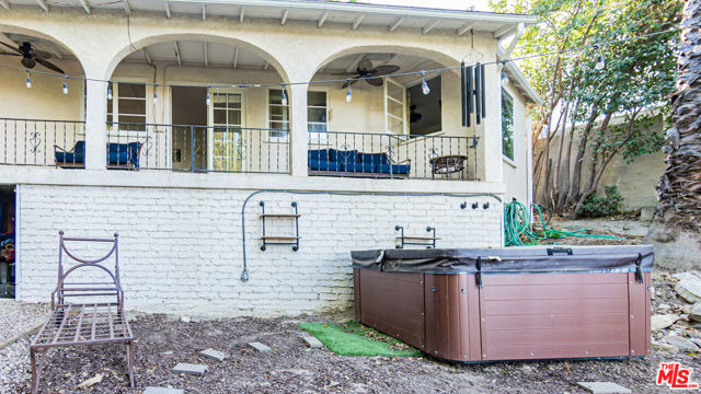 4707 Bedel Street, Woodland Hills CA: https://media.crmls.org/mediaz/90885714-ca81-46d3-b286-991f5f2b1c4a.jpg