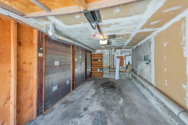 1585 Arch Street, Berkeley CA: https://media.crmls.org/mediaz/9088ef1e-92ca-4db7-8d29-a408594fb0c3.jpg
