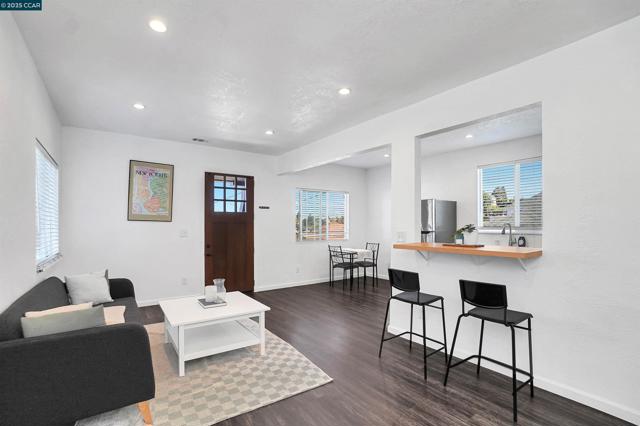 2020 17Th Ave, Oakland CA: https://media.crmls.org/mediaz/908972e2-b961-473f-83b9-bd38a7c0d4e8.jpg