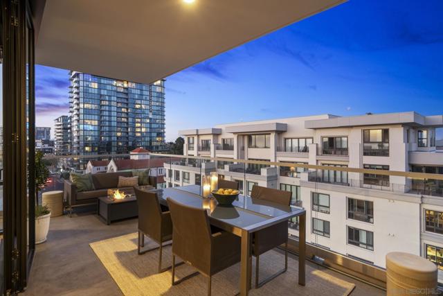 2604 5th Ave, San Diego CA: https://media.crmls.org/mediaz/908a136c-4461-497a-a7c6-baf4e2e80636.jpg