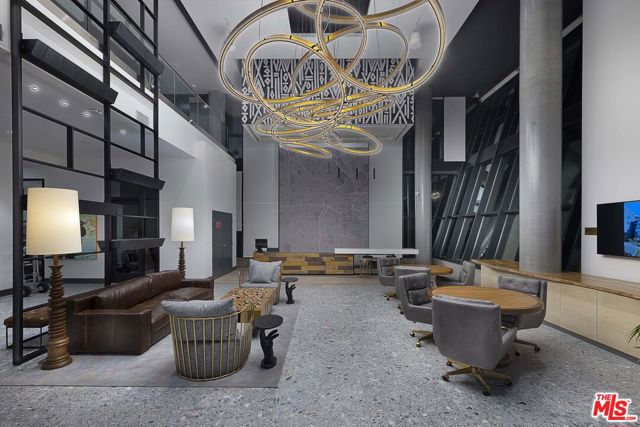 1331 N Cahuenga Boulevard, Los Angeles CA: https://media.crmls.org/mediaz/908a65f2-9bc3-4c1f-99a9-a4984fb64907.jpg