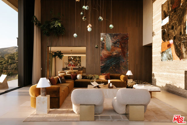 Drew Fenton | 684 Firth Avenue Los Angeles CA | MLS: 7726795