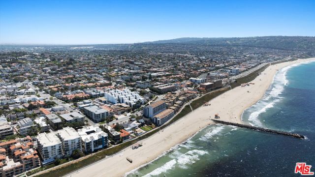 612 Catalina Avenue, Redondo Beach, California 90277, ,Residential Income,Sold,Catalina,25536287