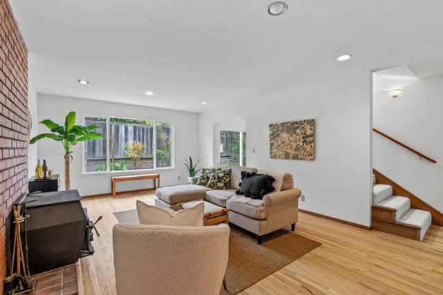 150 Sir Francis Court, Capitola CA: https://media.crmls.org/mediaz/908d4dc3-8a40-42d3-9bb9-ec5f339d3ce2.jpg