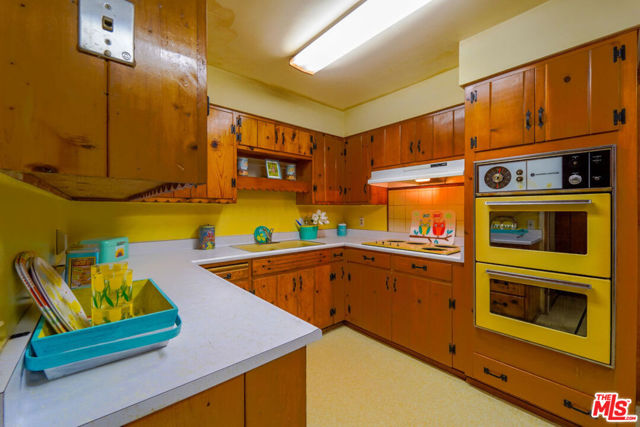 1028 Fairview Road photo 6