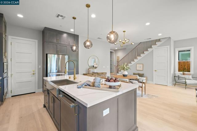 Image 14 of 38 For 257 Haleena Place