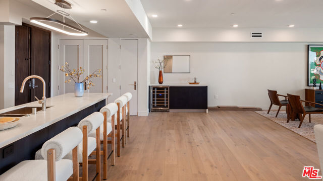 505 Barrington, Los Angeles CA: https://media.crmls.org/mediaz/908f8616-cfc7-4b3e-8b7f-5ac53b6d3086.jpg