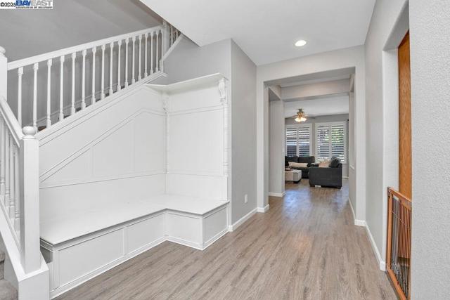 675 Merritt Ct, Discovery Bay CA: https://media.crmls.org/mediaz/90915a35-4772-46c9-b610-ea96d1934141.jpg