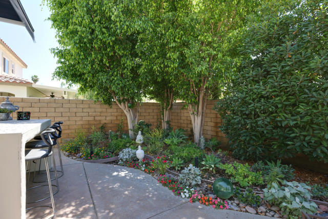 437 Monte Vista, Palm Desert, CA 92260