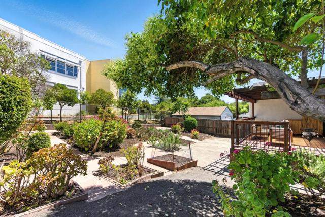 2875 Romagnolo Street, Hayward CA: https://media.crmls.org/mediaz/90928b68-dd9f-49bc-9f94-0ba0cc62d8ec.jpg