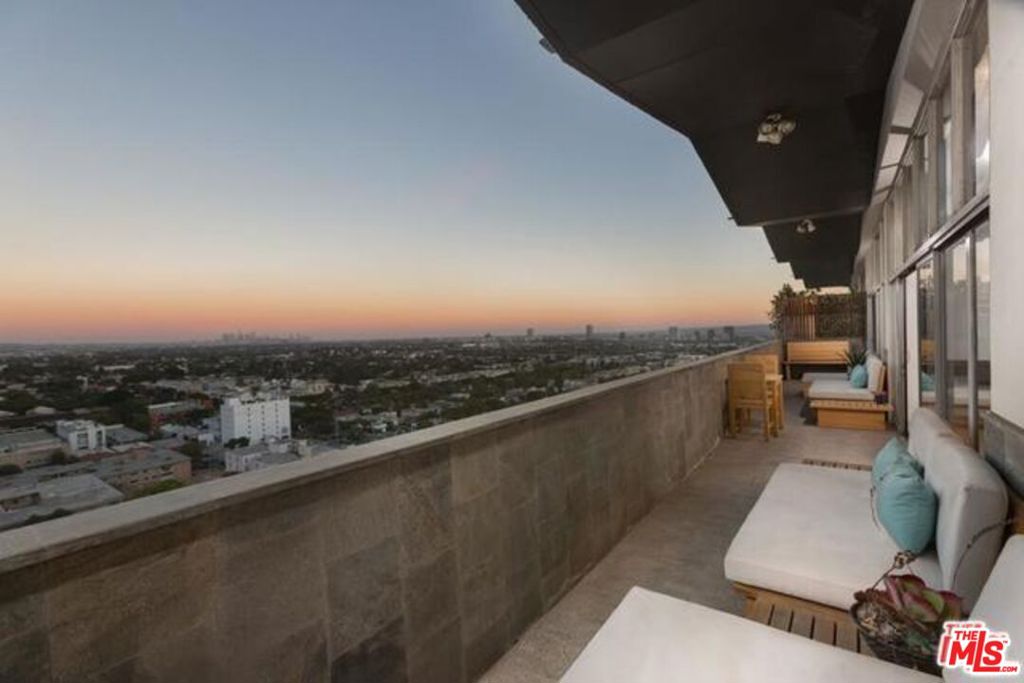 1155 N La Cienega Boulevard #PH 3
