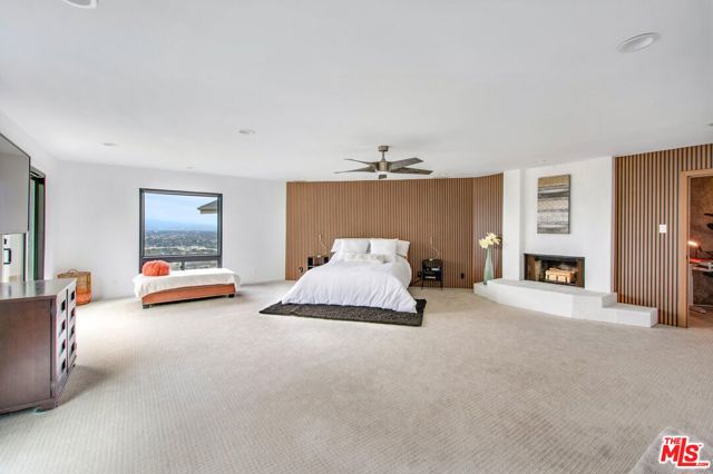 4223 Don Carlos Drive, Los Angeles CA: https://media.crmls.org/mediaz/9094ed56-31a5-4996-80fb-a98d99c0113d.jpg