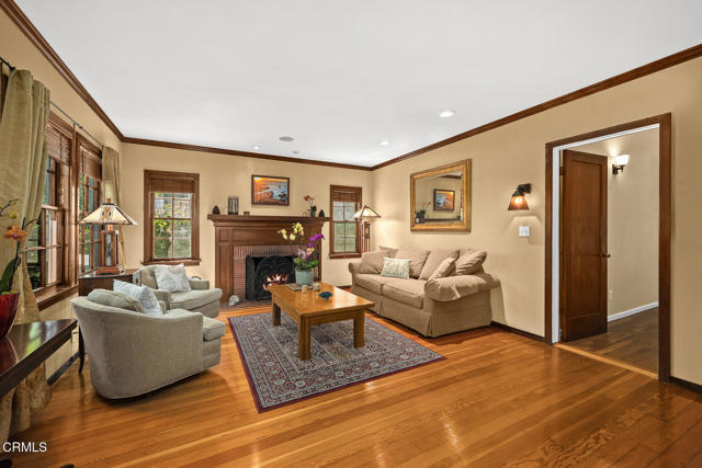 1116 Foothill Street, South Pasadena CA: https://media.crmls.org/mediaz/9094f72d-b8d2-454b-bd72-ba13cdeca67a.jpg