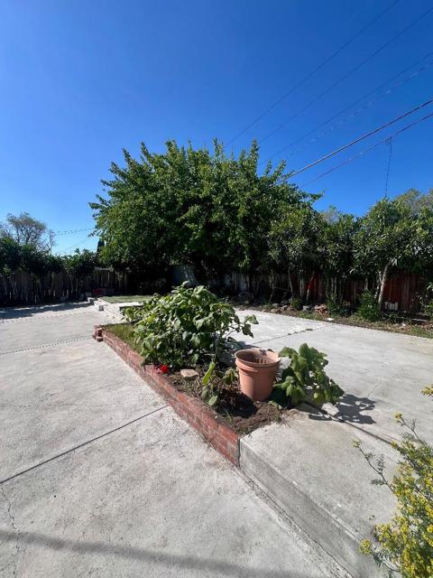 1449 Mercury Court, Milpitas CA: https://media.crmls.org/mediaz/909502c6-bdb4-4ddb-88bf-9e6d18fb8429.jpg