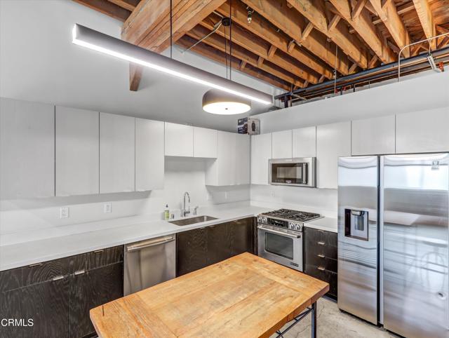 Detail Gallery Image 5 of 40 For 527 Molino St #110,  Los Angeles,  CA 90013 - 2 Beds | 1/1 Baths