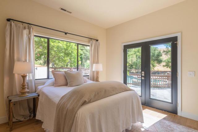 31315 Via La Naranga, Carmel Valley CA: https://media.crmls.org/mediaz/909533c0-78a2-4e5d-879b-dfd53d4db339.jpg